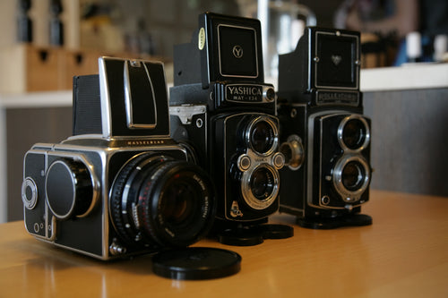 Yashica MAT 124